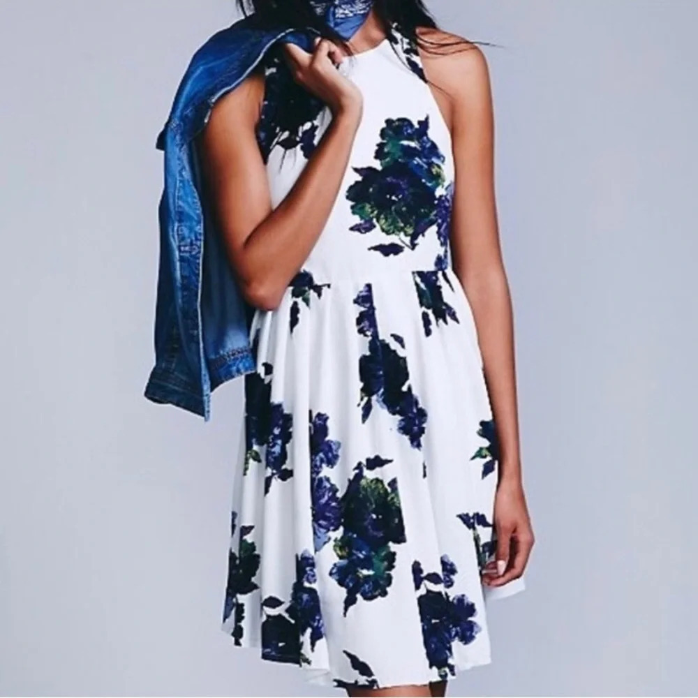 FREE PEOPLE Cloud Combo Floral Flutter By Pleated Mini Dress Size 6 Boho Summer - Picture 2 of 7